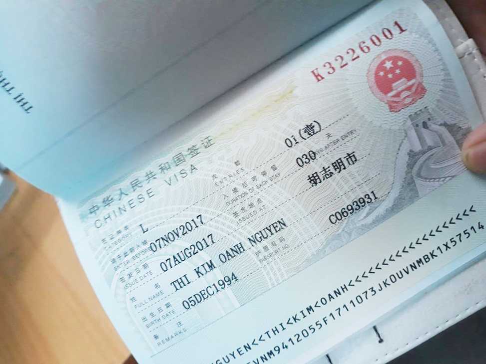Bạn nên chú ý đến các lưu ý cần nắm khi làm Visa du học Trung Quốc để đảm bảo mọi giấy tờ đều hợp lệ